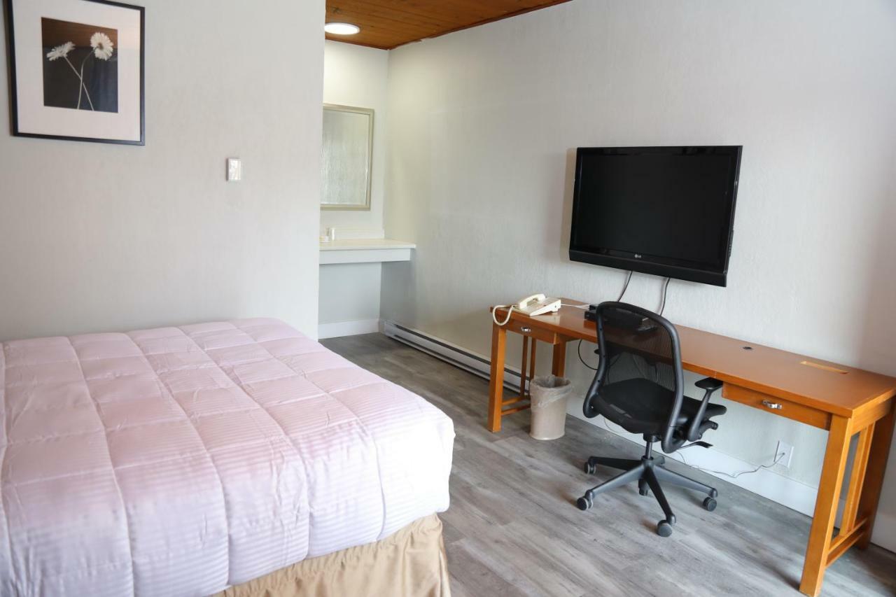 Fraser Inn Πρινς Τζορτζ Εξωτερικό φωτογραφία